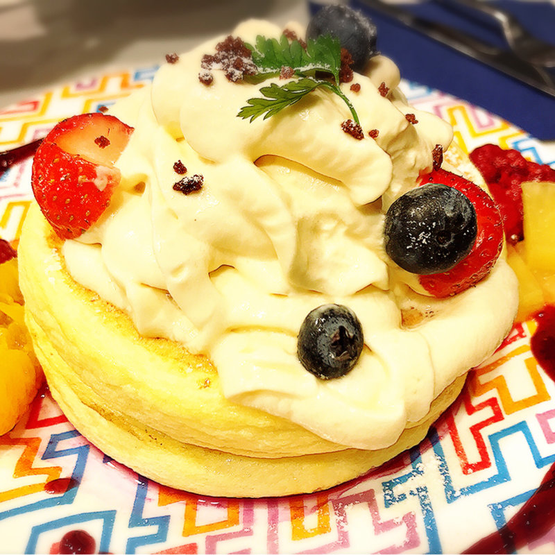 ベリーMix&塩キャラメルのエスプーマ添え(Locanda（ロカンダ）)