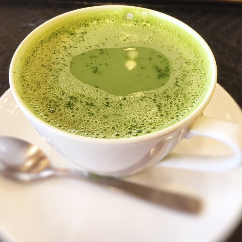 星の抹茶オーレ(カフェ＆ギャラリーショップ楽水亭)