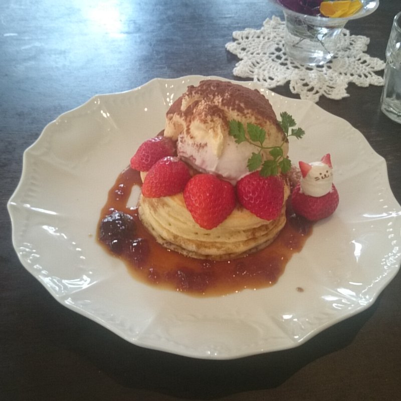 春のティラミスパンケーキ(カフェ アンジェ)