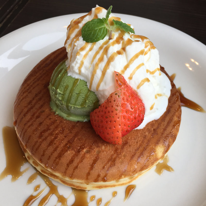 黒蜜抹茶パンケーキ(パンケーキカフェ クローバーズ)