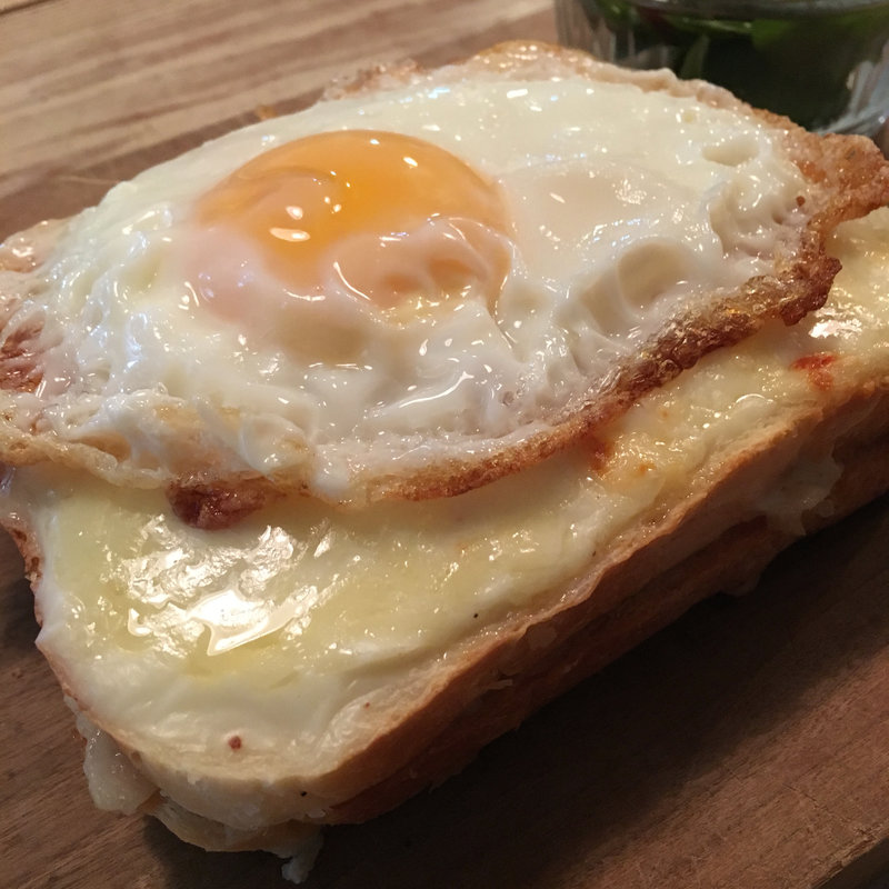 クロックマダム(カタネベーカリー)