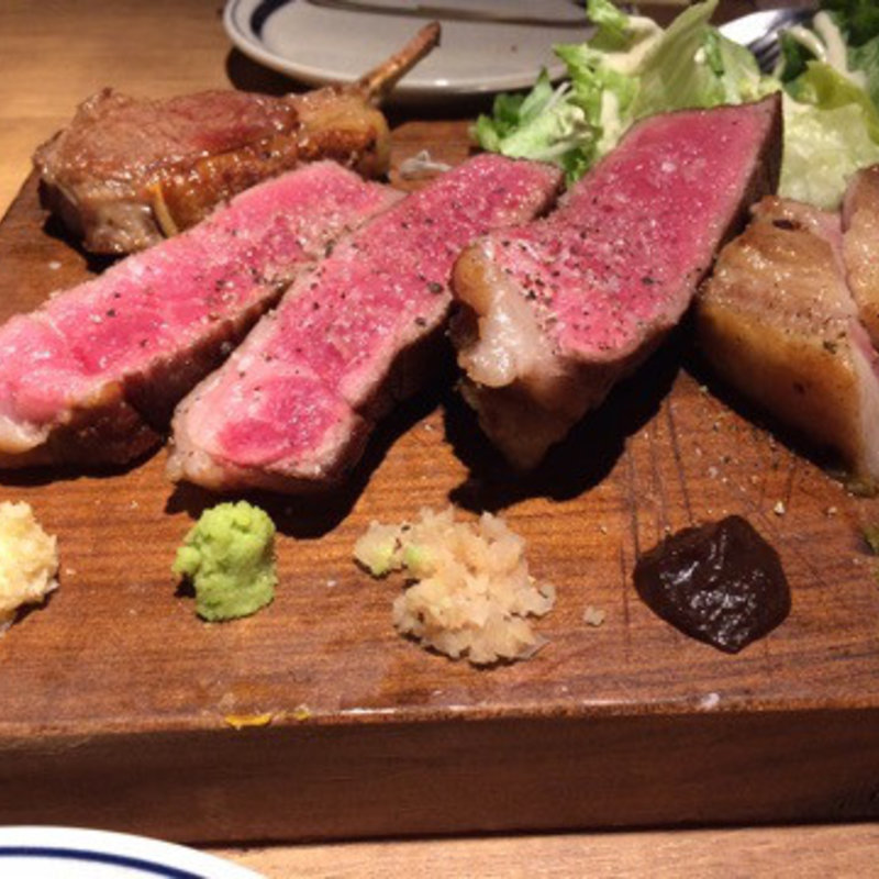 肉三種盛り(ザ・ミートショップ)