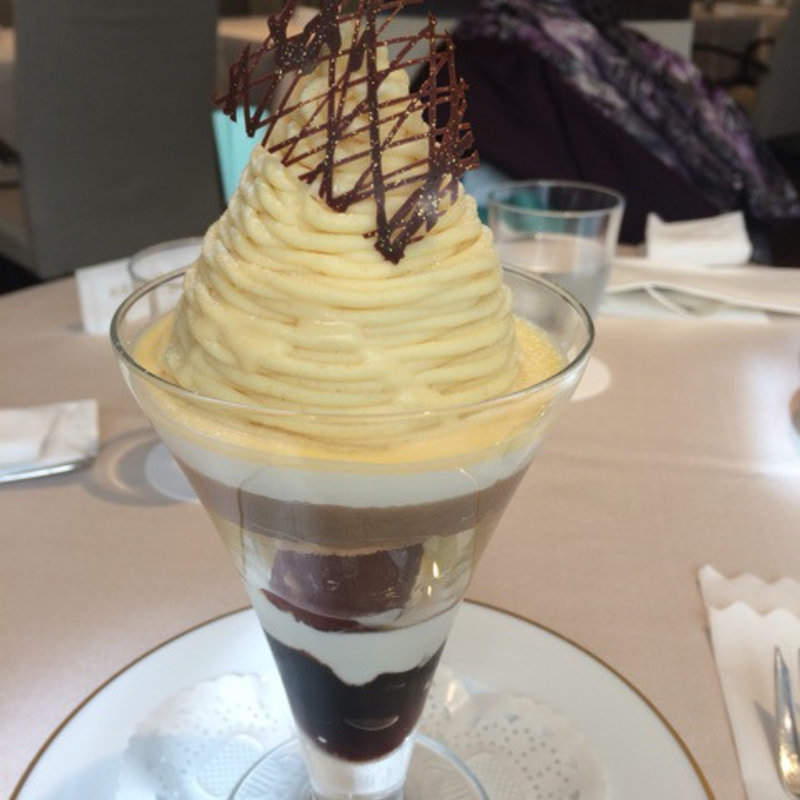 マロンパフェ(銀座・和光アネックス ティーサロン)