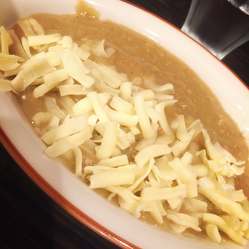 白カレー チーズのせ(白カレーの店 1/f ゆらぎ  （エフブンノイチ）)