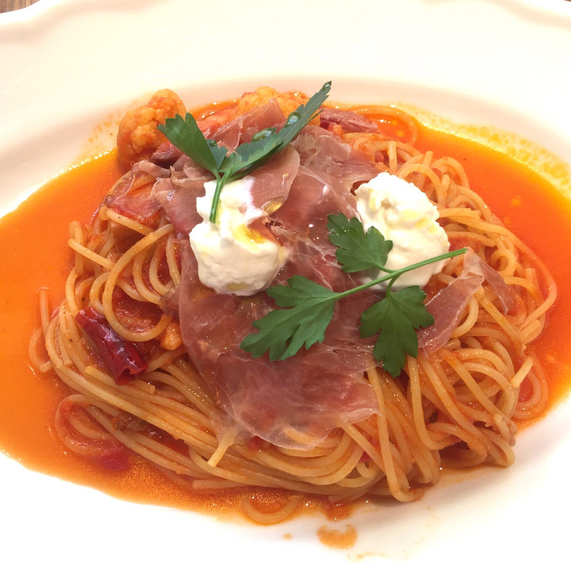 パスタランチ 生ハムトマトソース(ビストロ＆バー タコニョッキ)