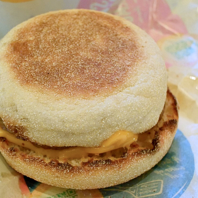 ソーセージマフィン(マクドナルド 大内白鳥バイパス店 （McDonald's）)