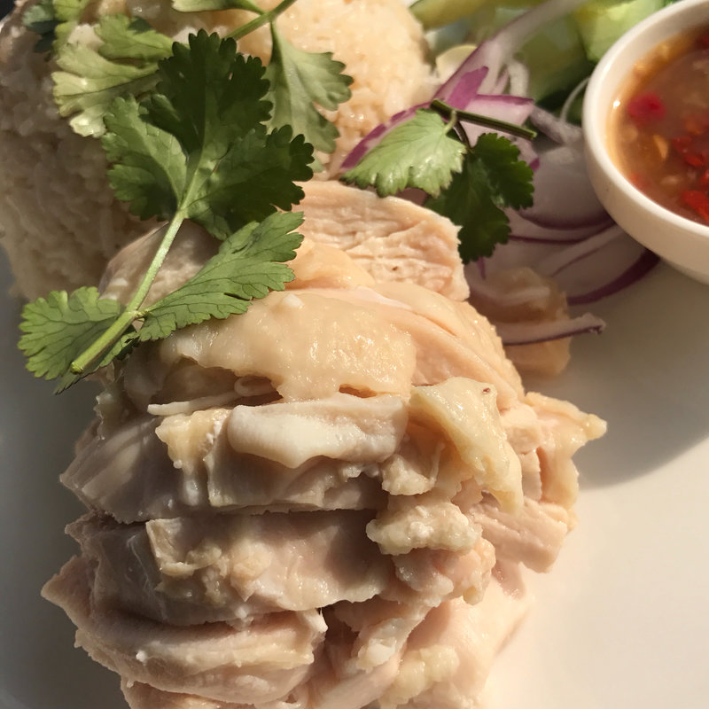 カオマンガイ(カフェガパオ)