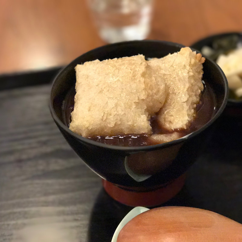 玄米もちのおぜんざい(本日のお茶セット)(茶茶の間 )