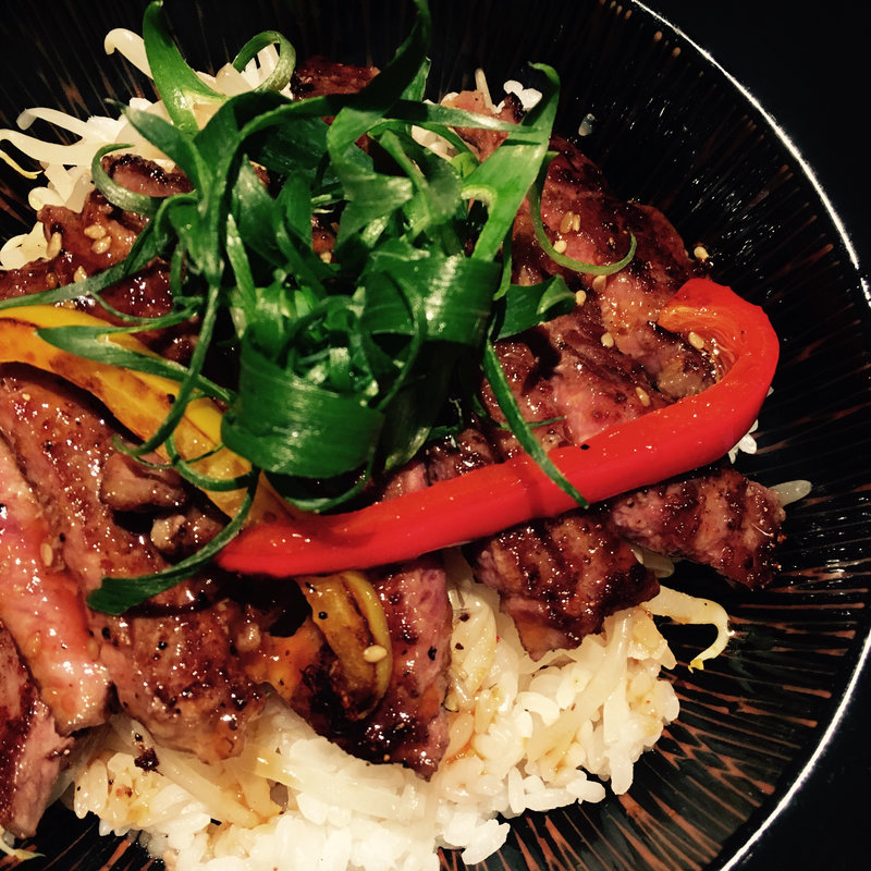 ステーキ丼(鉄板ダイニング 哲)