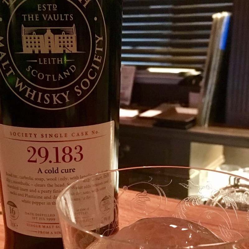 LAPHROAIG 1999 SMWS 29.183(Bar Agréable)
