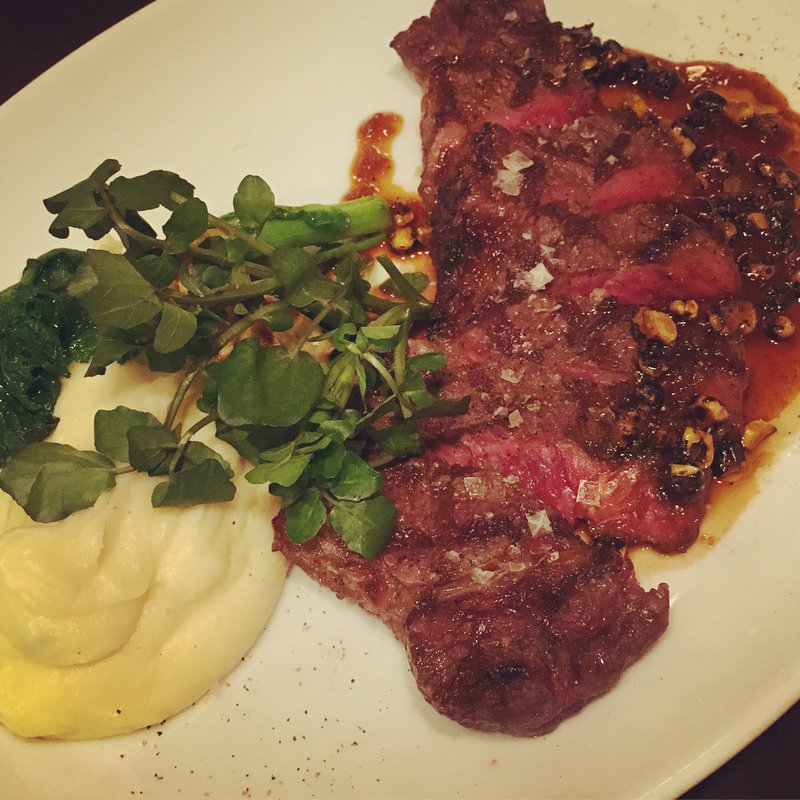 オーストラリア産グラスフェッドサーロイン300ｇ(ブラッセリー アデニア)