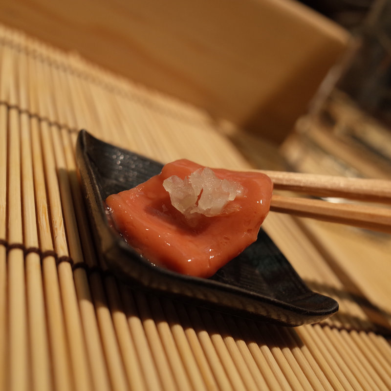 鮨屋のレバ刺し(すし匠)