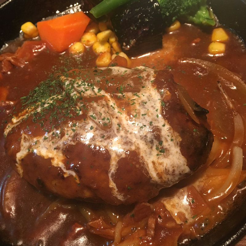 鉄板ハンバーグ(明治屋サン )