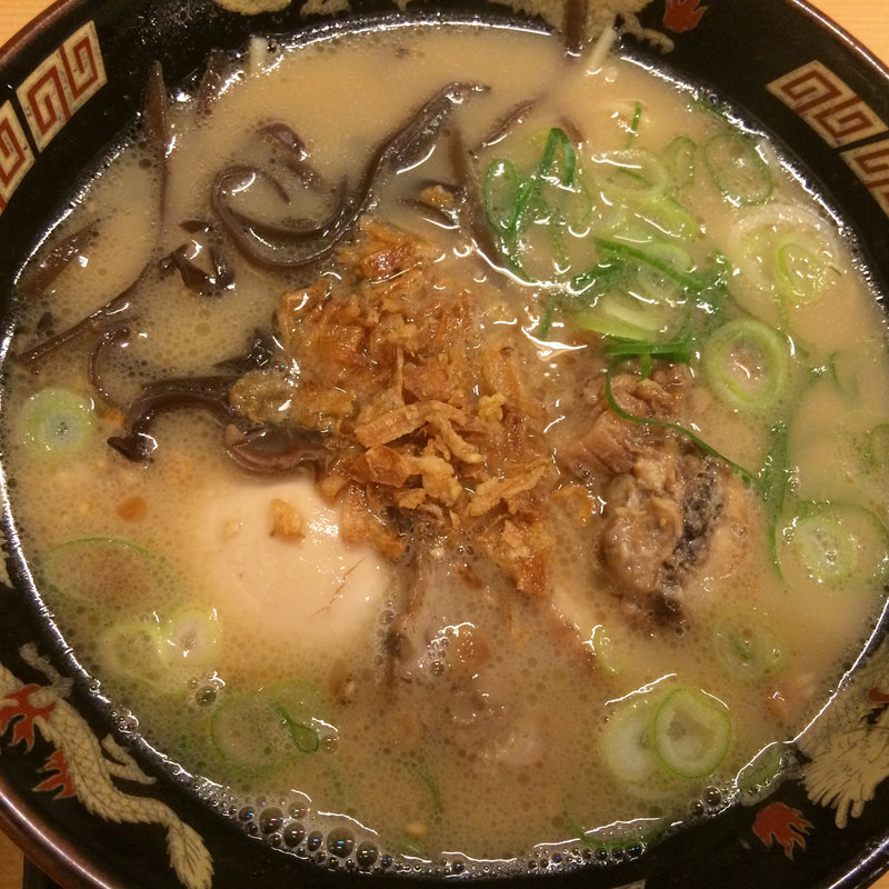 豚とろラーメン 半熟卵入り(豚とろ 鹿児島中央駅前店 )