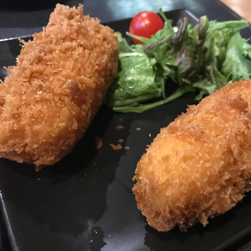 カニグラタンコロッケ(博多 王道坊主)