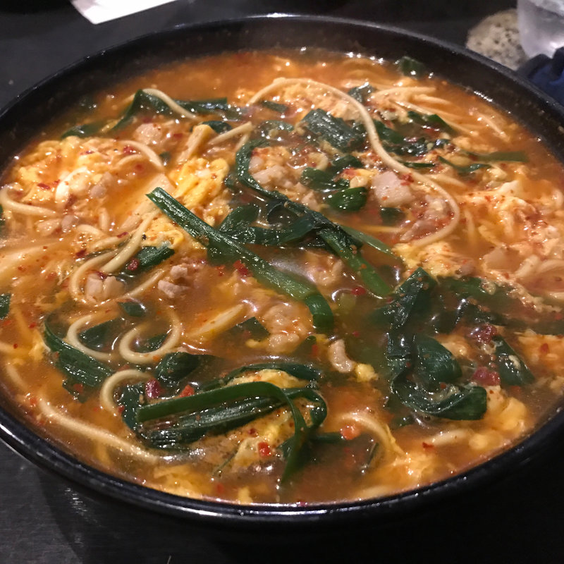 辛麺 極辛(博多 王道坊主)