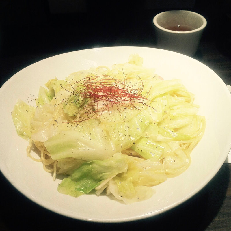 山盛りキャベツのペペロンチーノ(産直青魚専門 御厨 （みくりや 【旧店名】御厨（OZU））)