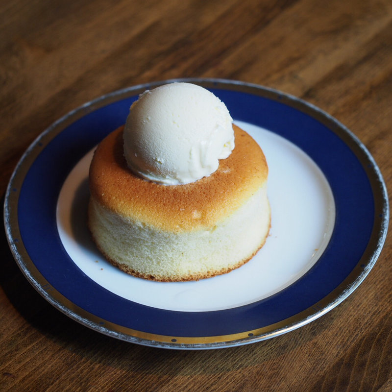 極厚スフレパンケーキ(アルピーヌ )