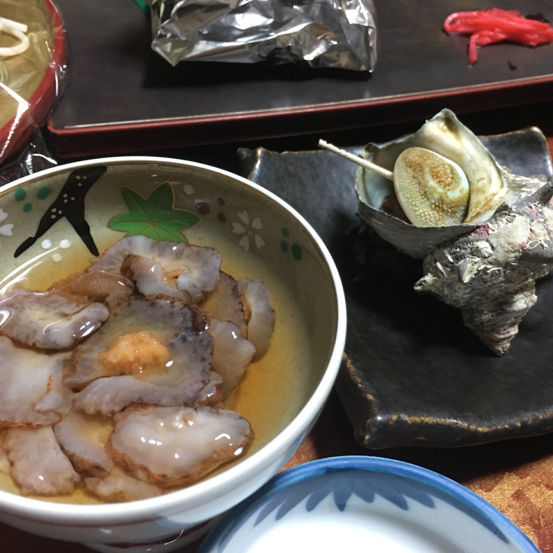 なまこポン酢とサザエの壷焼き(かねや別館 )