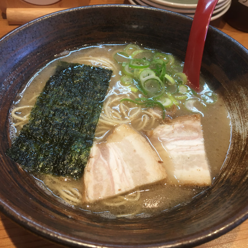 とんこつラーメン