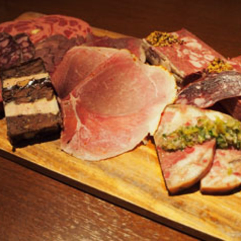 シャルキトリー盛り合わせ(カマラードサッポロ)