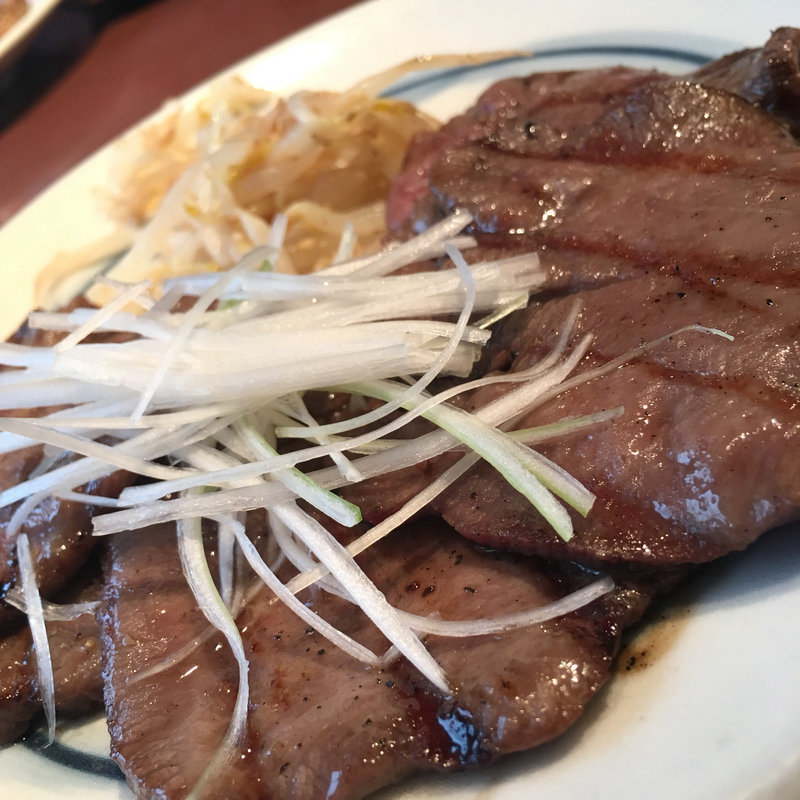 牛タン塩焼き(しずる )