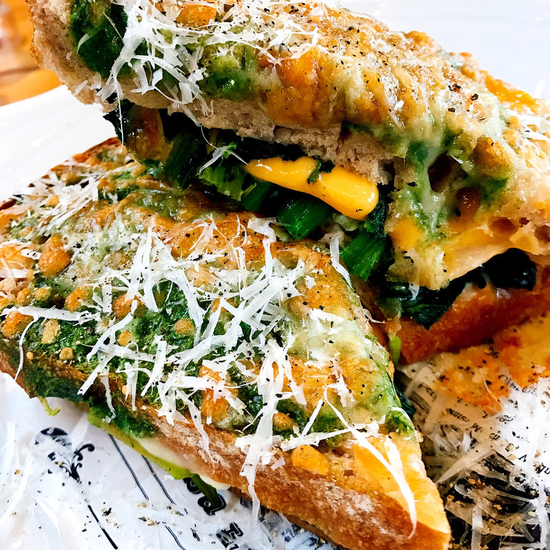 ほうれん草とベーコンのクロックムッシュ(Mr.FARMER 駒沢オリンピック公園店)