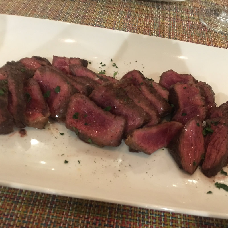 牛肉のプランチャ( ビキニ　タパ （Bikini TAPA）  ）)