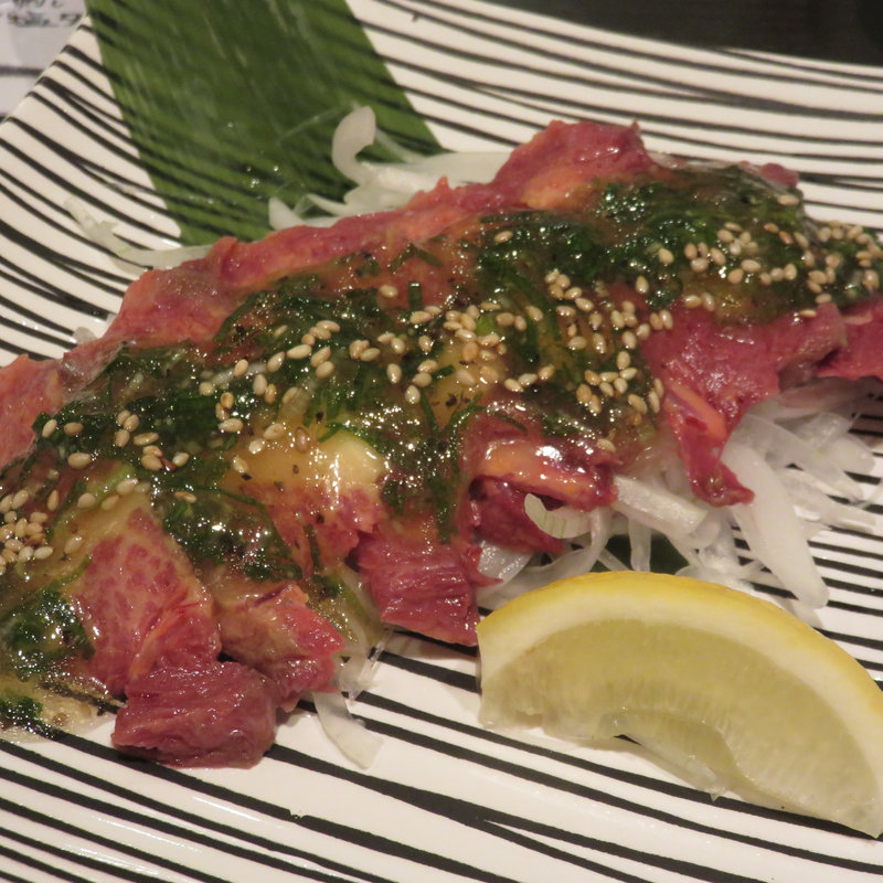 馬刺し (といとい 穴座 )