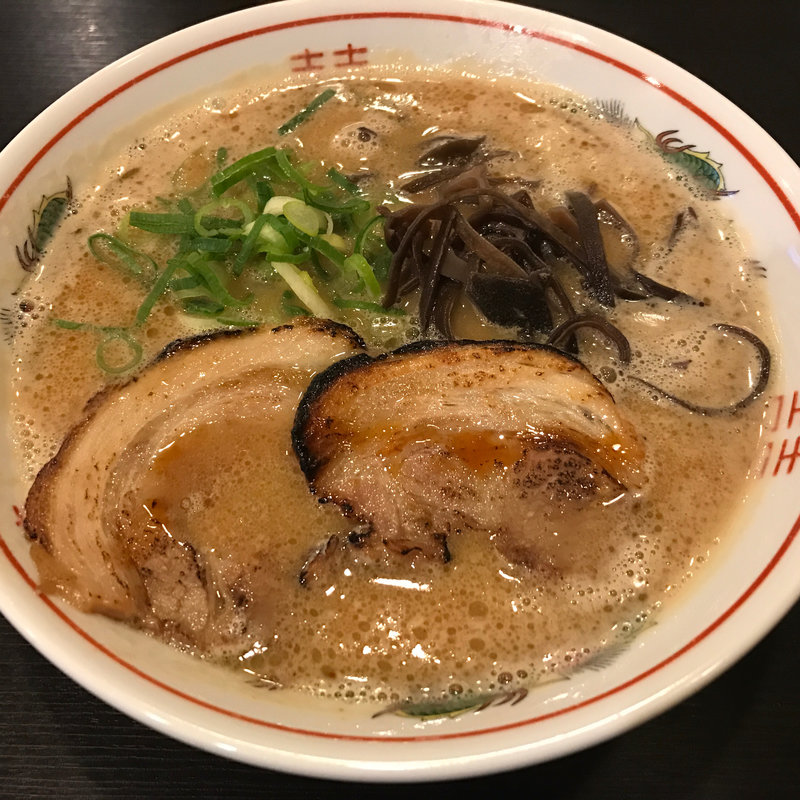 旨辛ラーメン(博多くまちゃん らぁめん 大名本店)