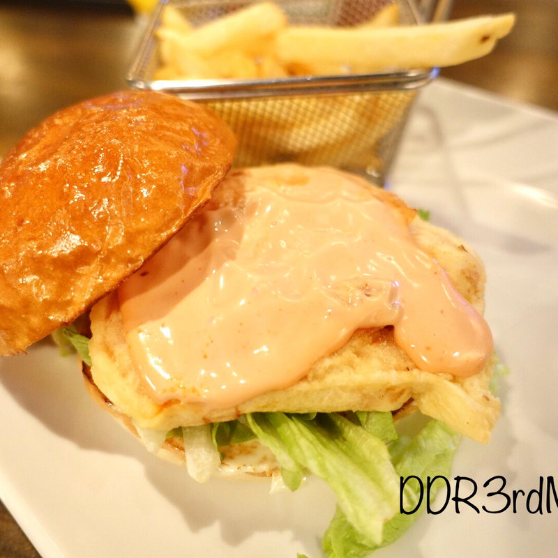 エビバーガー(シェイクツリー バーガー＆バー （shake tree burger&bar）)