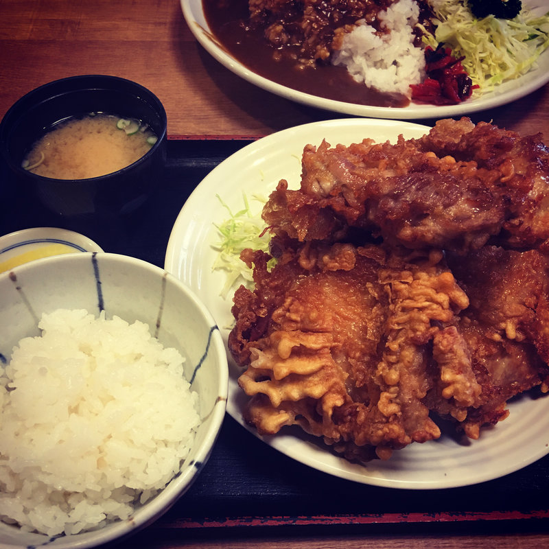 鳥のからあげ定食(中)(福味（ふくみ）)
