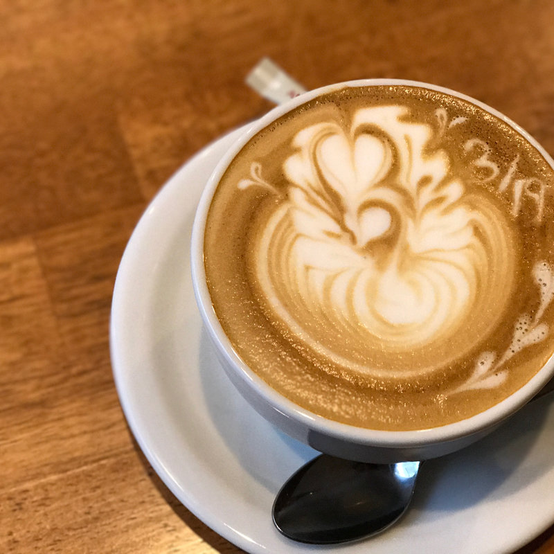 カフェラテ(Cafe×Dinningbar Hybrid)