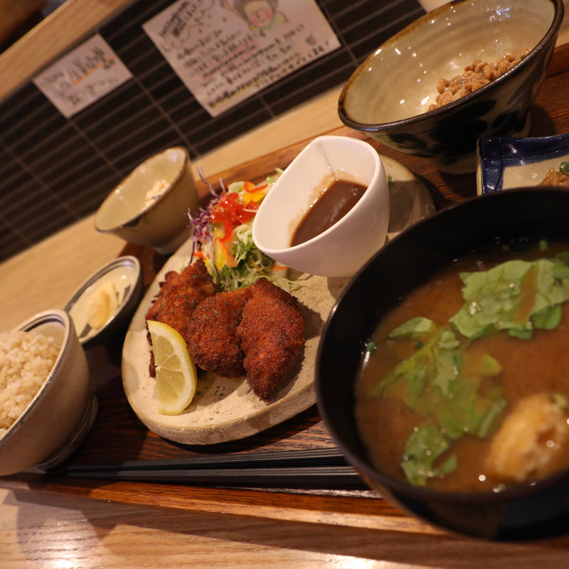 やんばる若鶏のささみチーズカツ(味噌めしや まるたま )