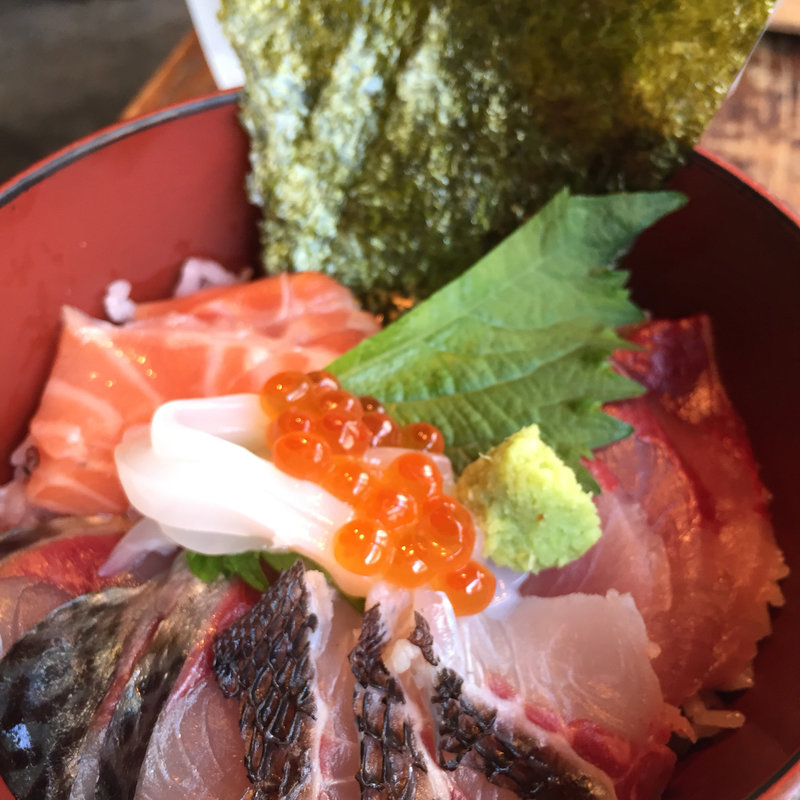 魚男丼(博多炉端 魚男)