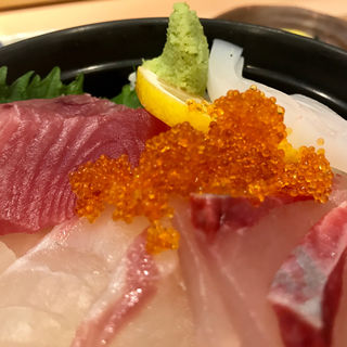 海鮮丼(はかた天乃ＫＩＴＴＥ博多店)