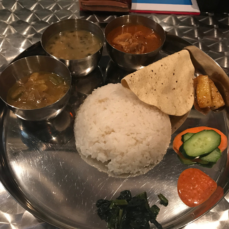 定食(カジャ ガル （KHAJA GHAR）)