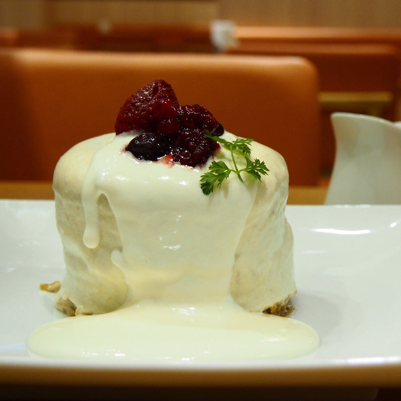 パンケーキの塔(万博食堂 ららぽーとEXPOCITY店)