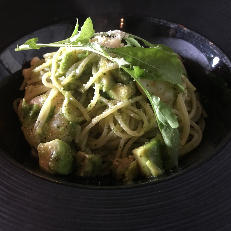 海老とアボカドのジェノベーゼパスタ(CAFE  the CORNER)