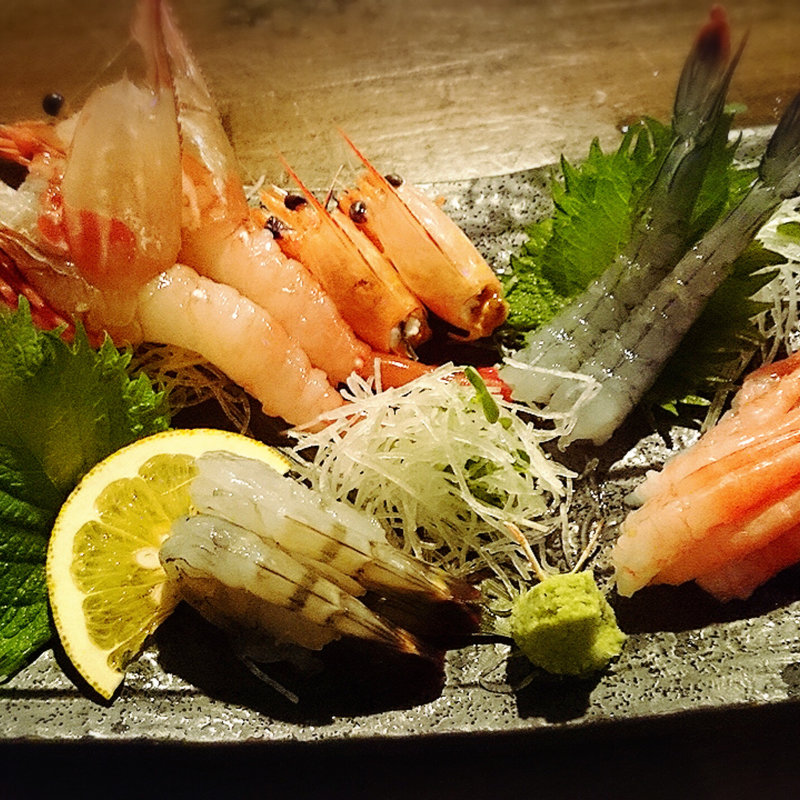 海老の刺身四種盛り(笑うだるま 大手門店)