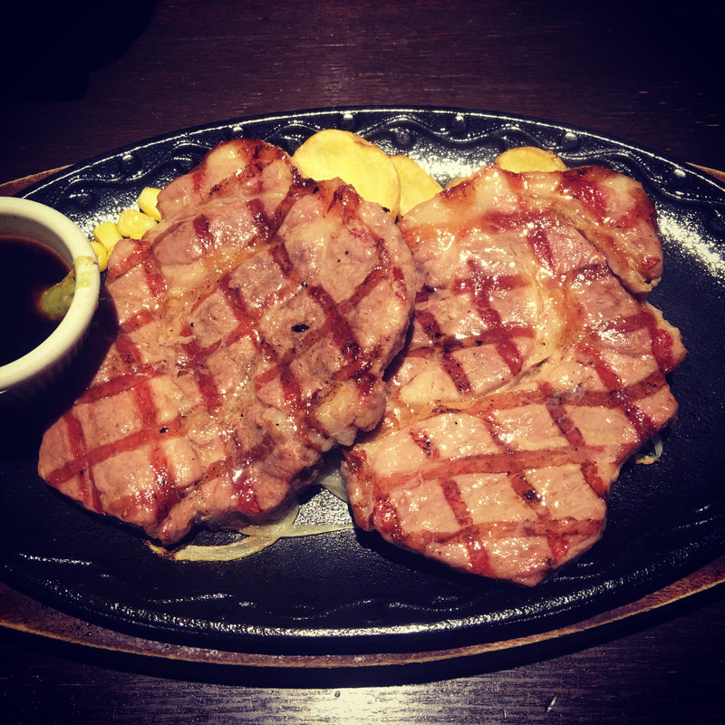 特選三元豚ダブル(ステーキハンバーグ&サラダバーけん郡山店)