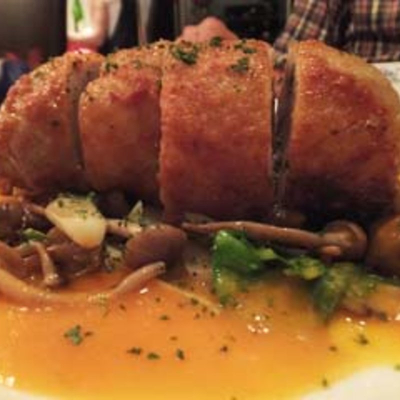 小エビを鶏モモ肉で包んだコンフィ(ジョンティ （Gentil）)