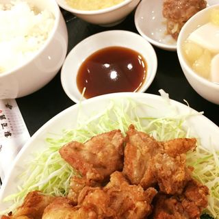 干炸鶏（かんざぁちぃ 鶏の唐揚セット）(華正樓新横浜店)
