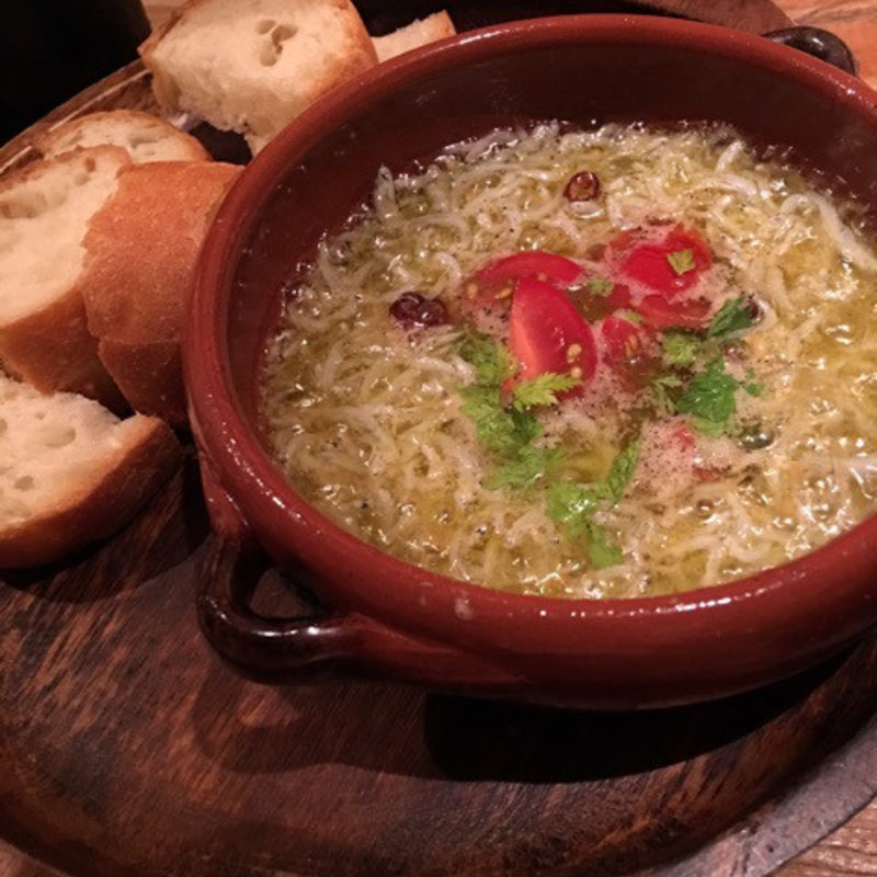 しらすのアヒージョ(マッチポイント　鎌倉店)