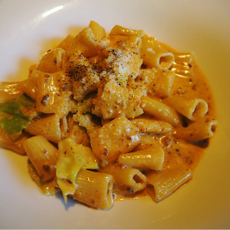 キャベツとミートクリームのリガトーニ(閏 （うるう）)