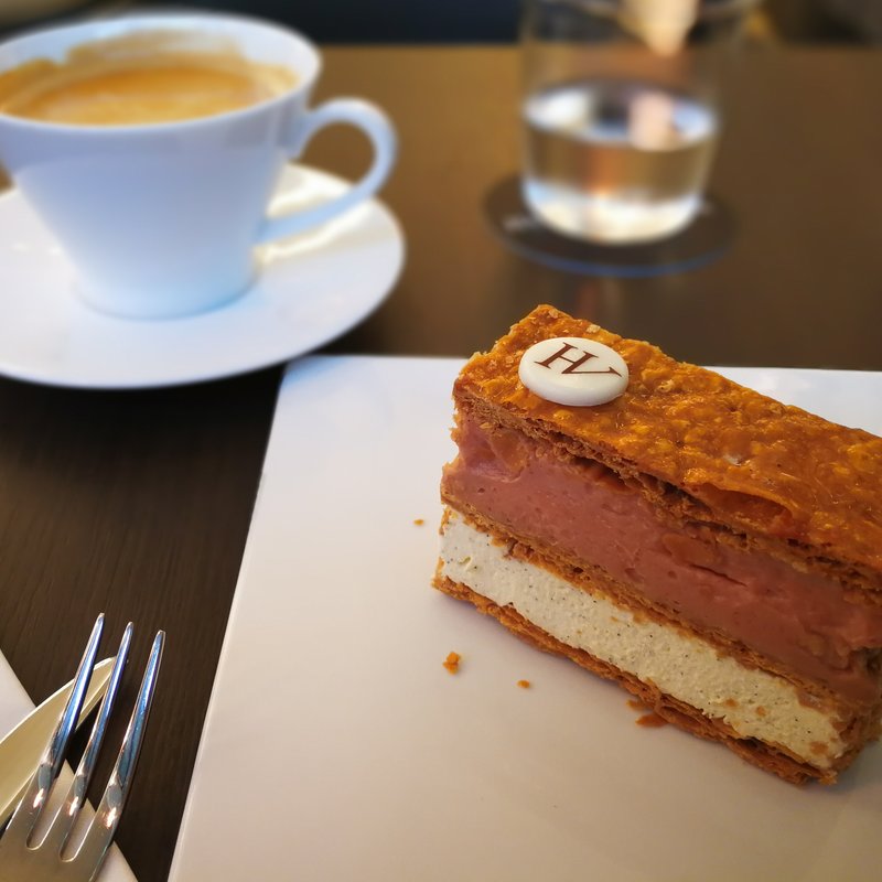 ミルフィーユフレーズ(ユーゴ＆ヴィクトール表参道ヒルズ)