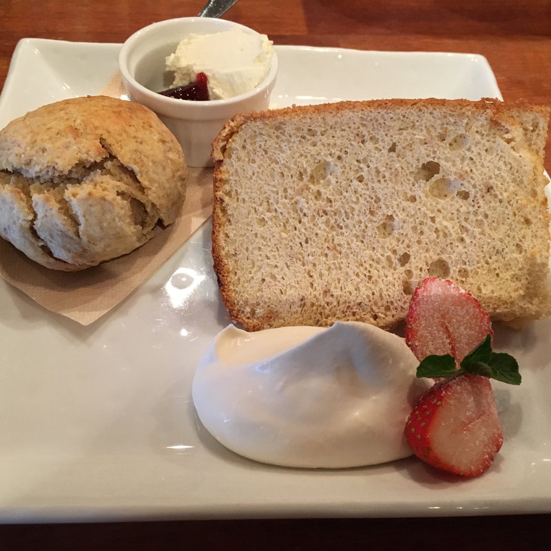 苺のシフォンケーキ(CAFE JI*MAMA （ジーママ）)