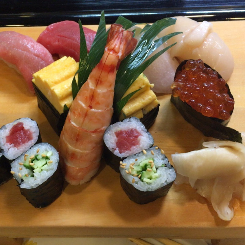 上握り(魚河岸寿司 )