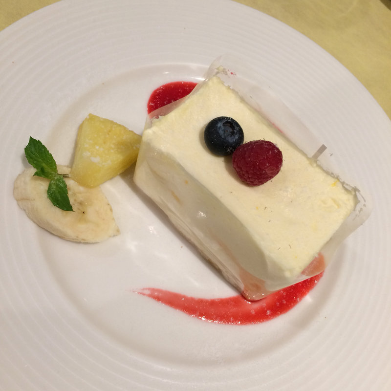 ムース オ フロマージュ(リストランテ アントン)