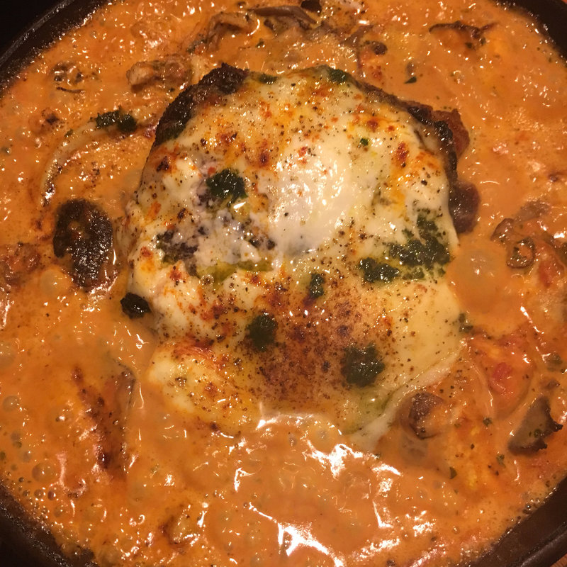 煮込みハンバーグ(ドイーニョケンタローネ )